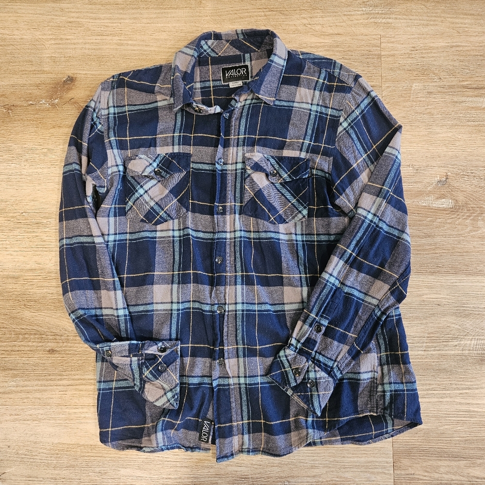 Valor Collective Men's Long Sleeve Flannel Size Large